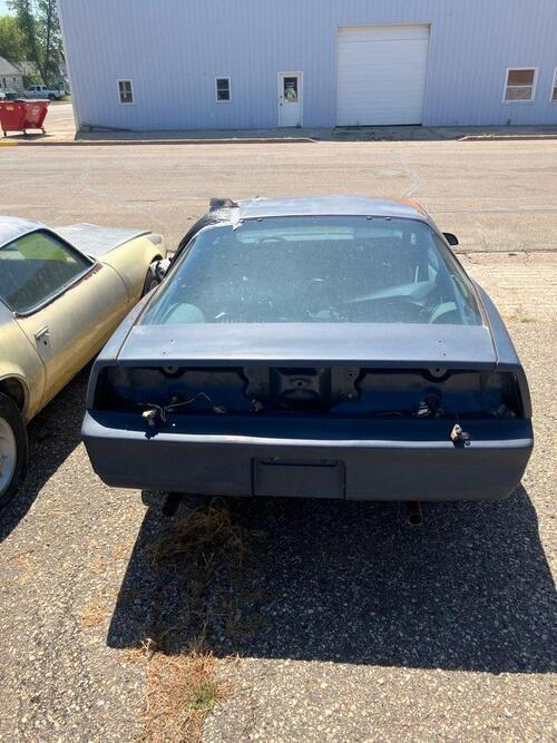 1984 pontiac firebird navy blue. late husband started body work and removed most