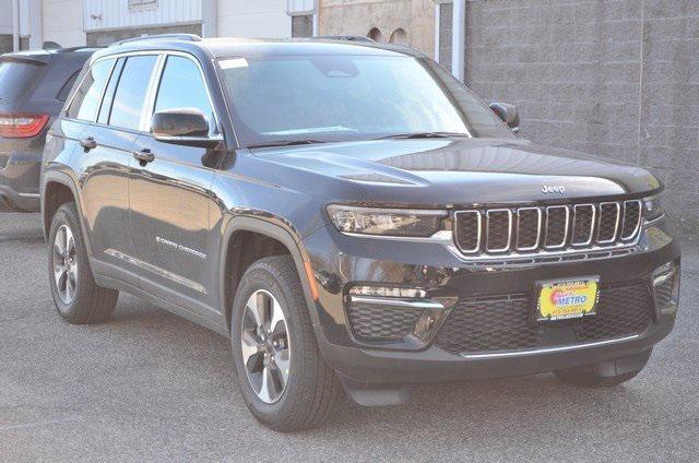 2024 jeep grand cherokee 4xe base