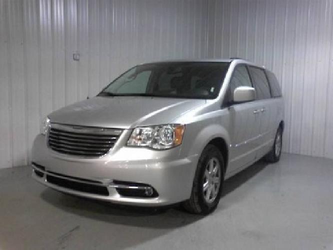 2012 chrysler town & country touring minivan 4d in indianapolis, in