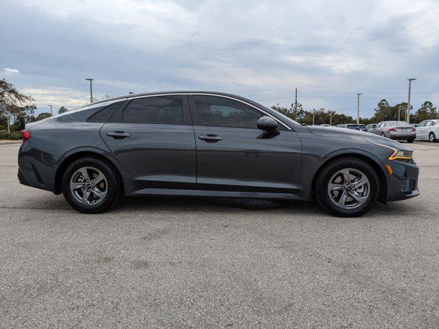 2022 kia k5 lxs