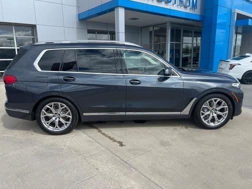 2022 bmw x7 xdrive40i in manitowoc, wisconsin
