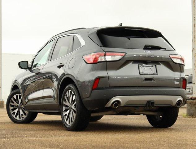 2021 ford escape titanium