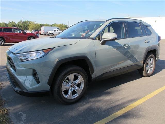 2021 toyota rav4 xle