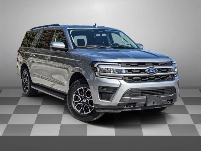 2022 ford expedition xlt max