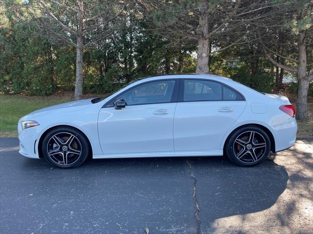 2022 mercedes-benz a-class a 220