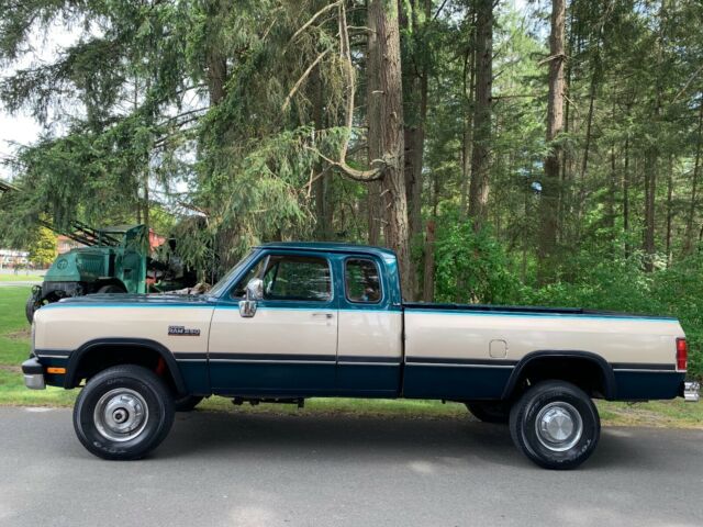 1993 dodge ram w-250 le 4wd 82k. mi one family owned 3/4ton cummins 4x4 rustfree