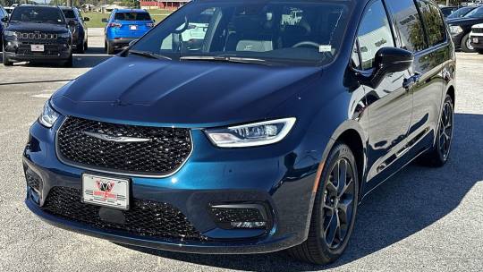 2025 Chrysler Pacifica limited