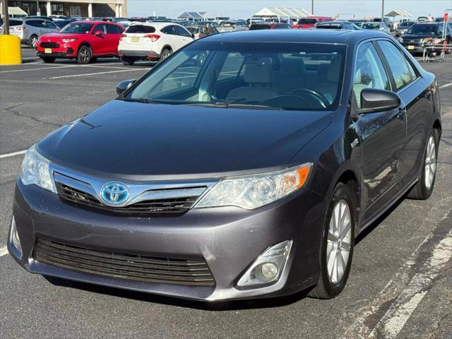 2013 toyota camry hybrid xle