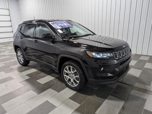 2022 jeep compass latitude lux