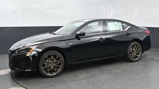 2025 Nissan Altima