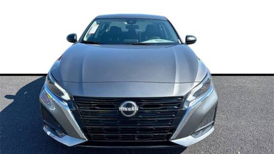 2025 Nissan Altima