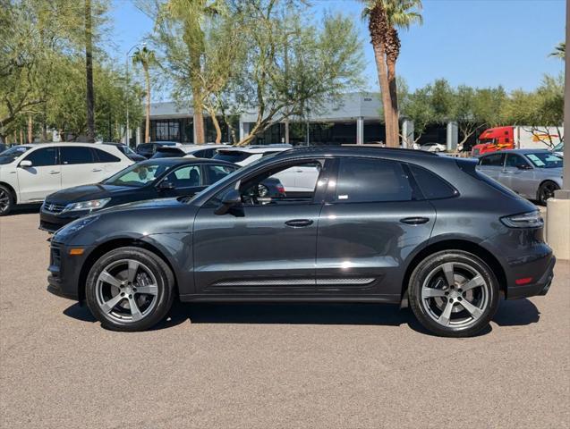 2023 porsche macan base