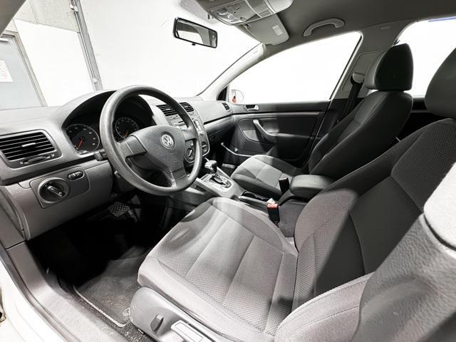 2007 volkswagen rabbit base