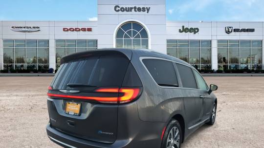 2022 Chrysler Pacifica