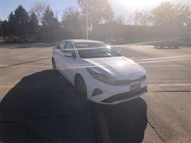 2022 kia forte lxs