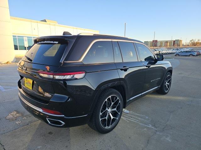 2022 jeep grand cherokee summit