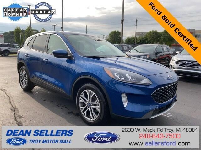 2022 ford escape sel