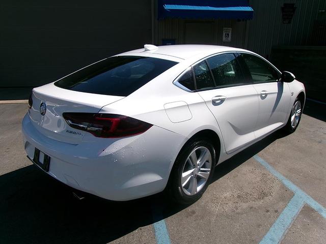 2018 buick regal sportback preferred