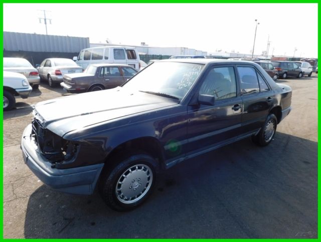 1988 meercedes-benz 300e 4-door 3l i6 12v automatic