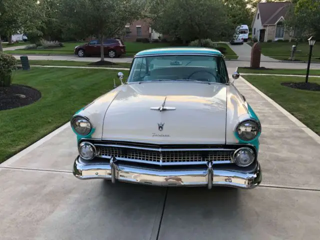 1955 ford fairlane victoria * gorgeous restoration * beautiful color combo sharp