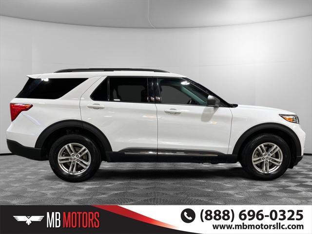 2022 ford explorer xlt