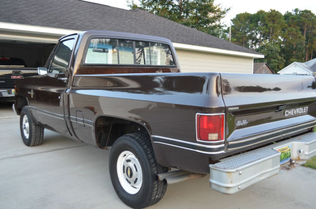 1987 chevrolet scottsdale truck, short wheel base, 4x4, completely original v10