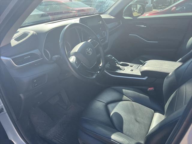 2021 toyota highlander xle