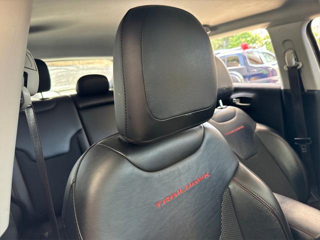 2021 jeep compass trailhawk