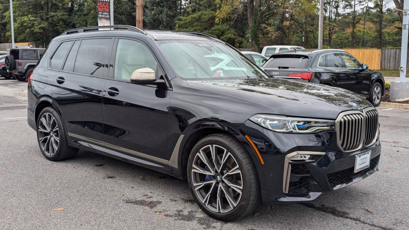 2021 bmw x7 m50i