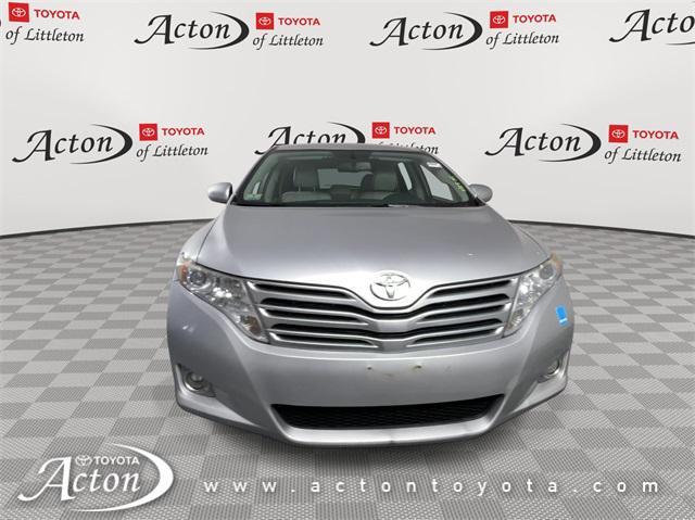 2010 toyota venza base
