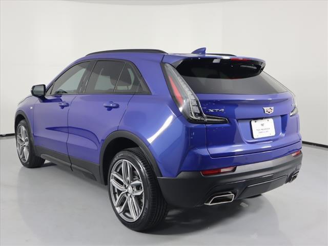 2022 cadillac xt4 sport