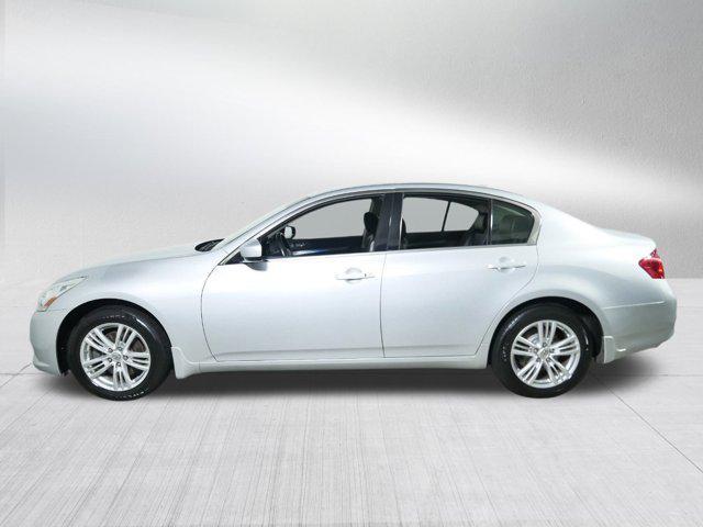 2013 infiniti g37x base