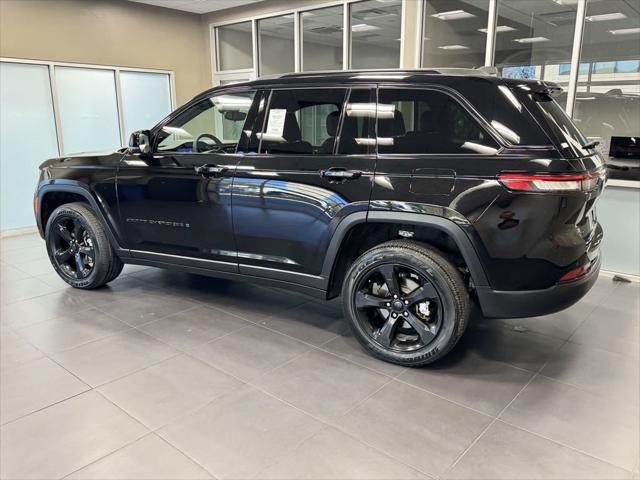 2023 jeep grand cherokee altitude
