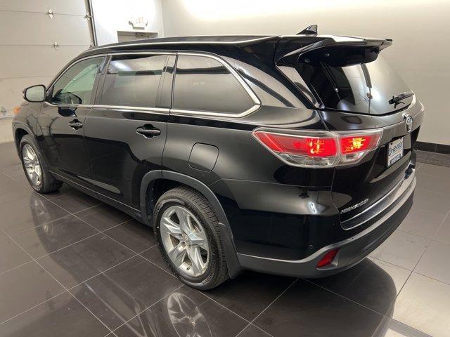 2015 toyota highlander limited