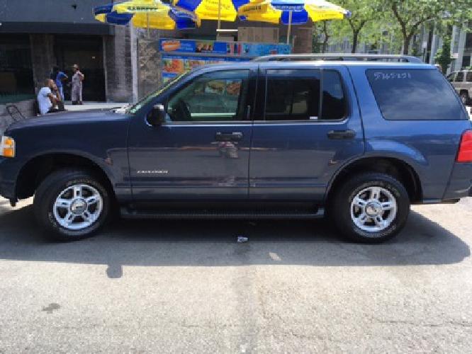 2004 ford explorer in hempstead, ny