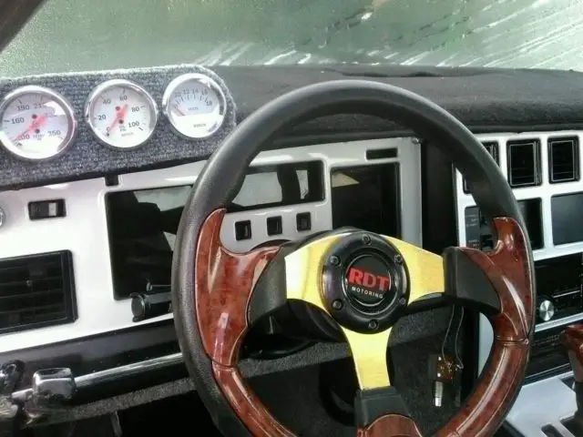 1984 corvette, two tone silver