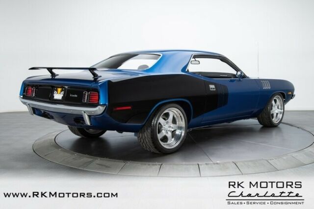 1970 plymouth barracuda blue hardtop 6.1 liter hemi v8 5 speed manual