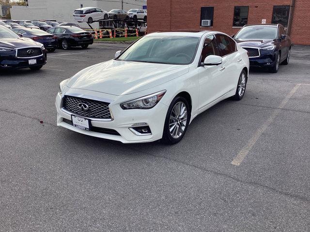 2022 infiniti q50 luxe