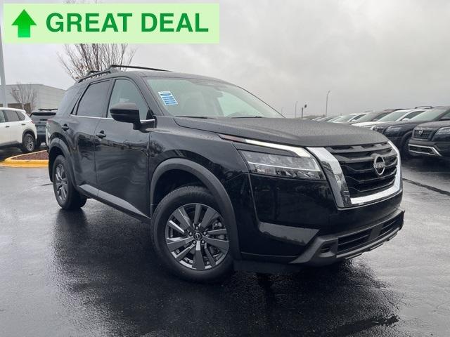 2022 nissan pathfinder sv