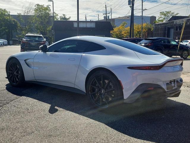 2020 aston martin vantage base
