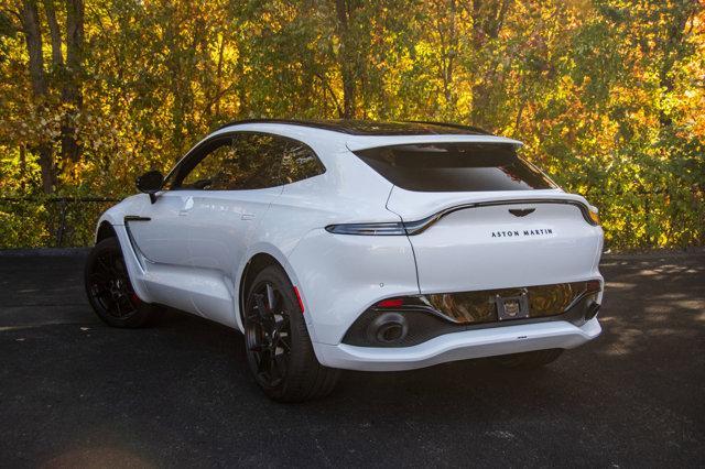 2024 aston martin dbx 4dr awd