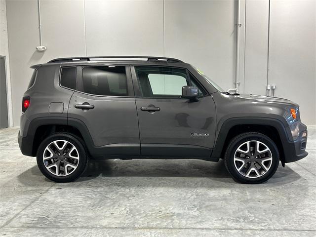 2016 jeep renegade latitude