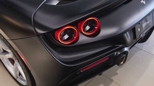2021 Ferrari F8