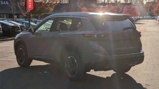 2024 Nissan Rogue
