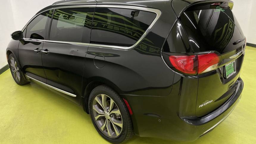 2017 chrysler pacifica limited