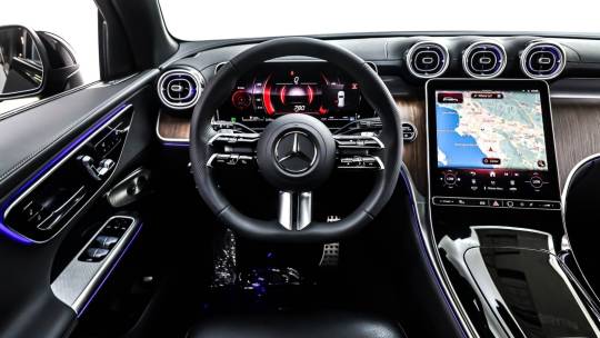2025 Mercedes-Benz GLC