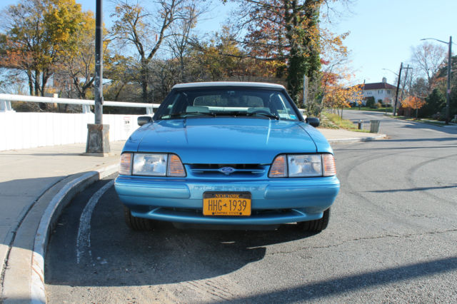 1992 ford mustang lx convertible 2-door 5.0l - 22,000 original miles!