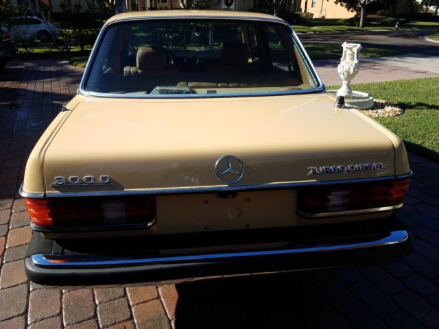 1983 mercedes 300d 57,000 miles , florida car , excellent condition, garage kept