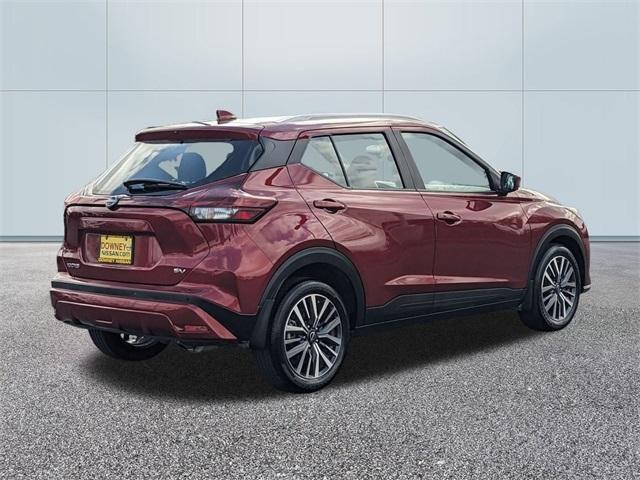 2023 nissan kicks sv