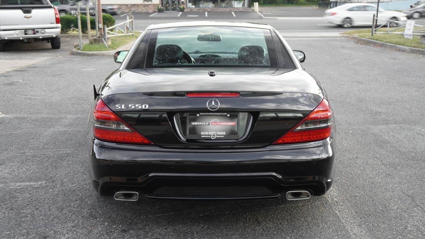 2011 mercedes-benz sl-class sl 550